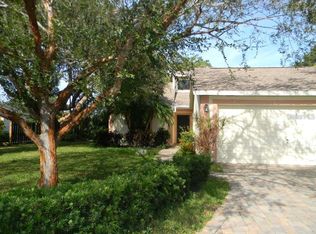 8232 Cypress Lake Dr, Sarasota, FL 34243