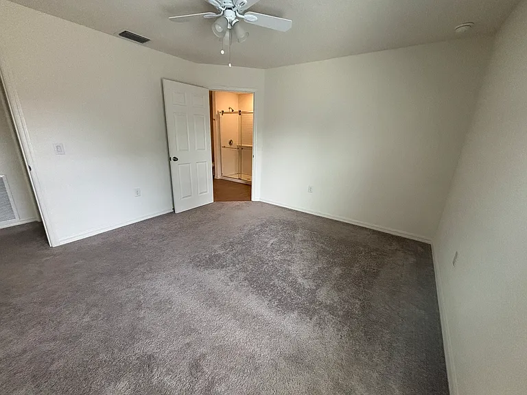 1542 Log Ln — Photo 7