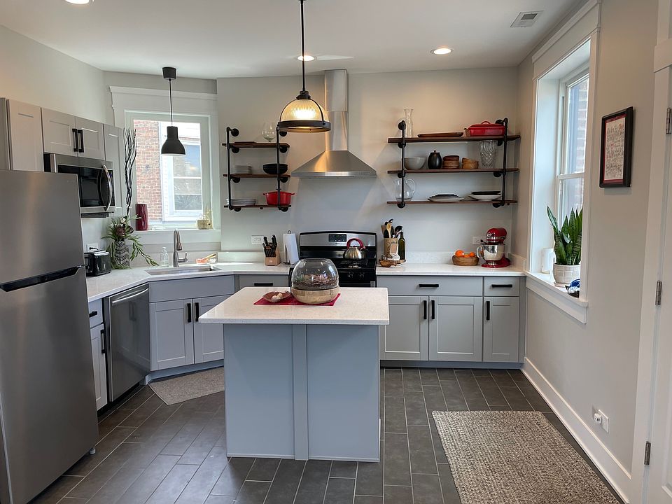 1st image of 7421 W Madison St #2
