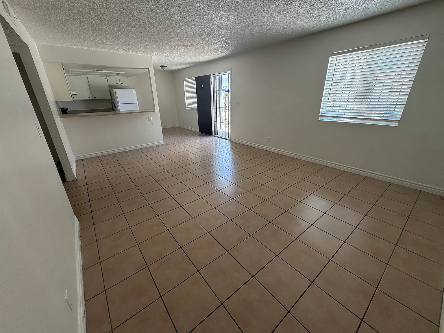 Saturn Ave, North Las Vegas — Photo 1