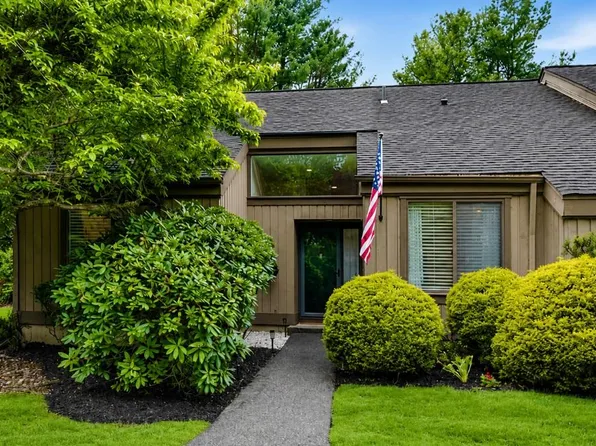 386 Heritage Hills #A, Somers, NY 10589