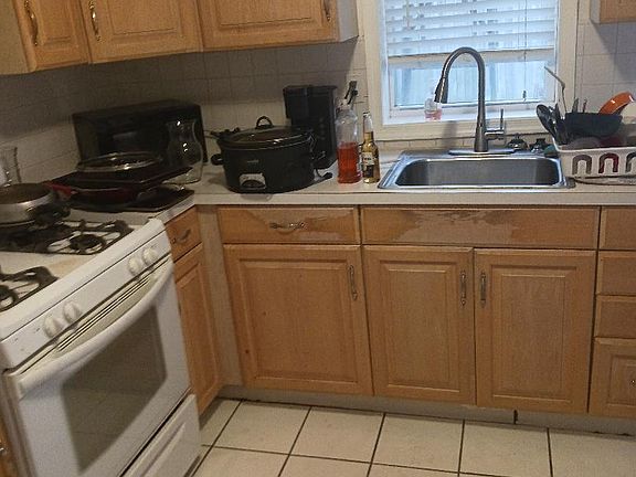 3rd image of 342 McKean St