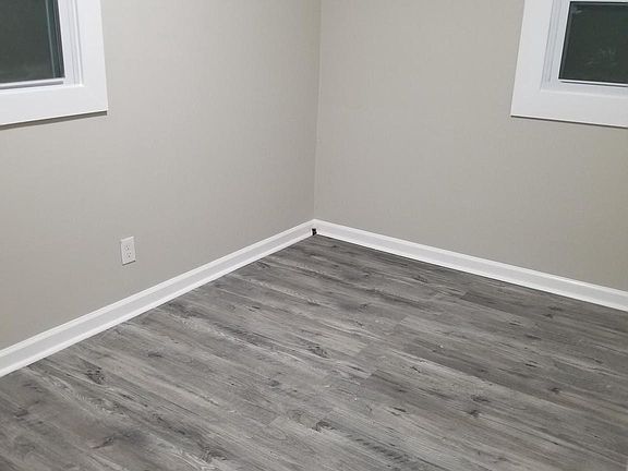 5th image of 1201 Montgomery Dr