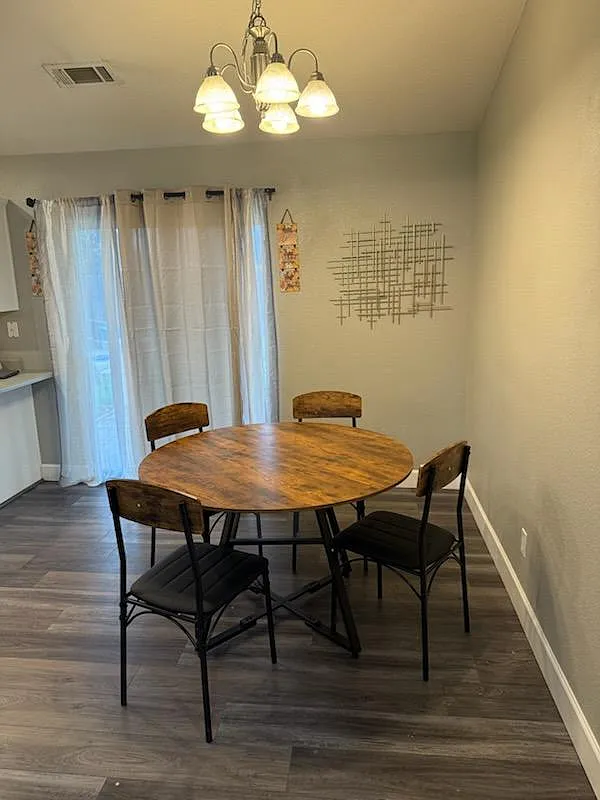 4 bed, 1503 sqft, $2,900 — Photo 4