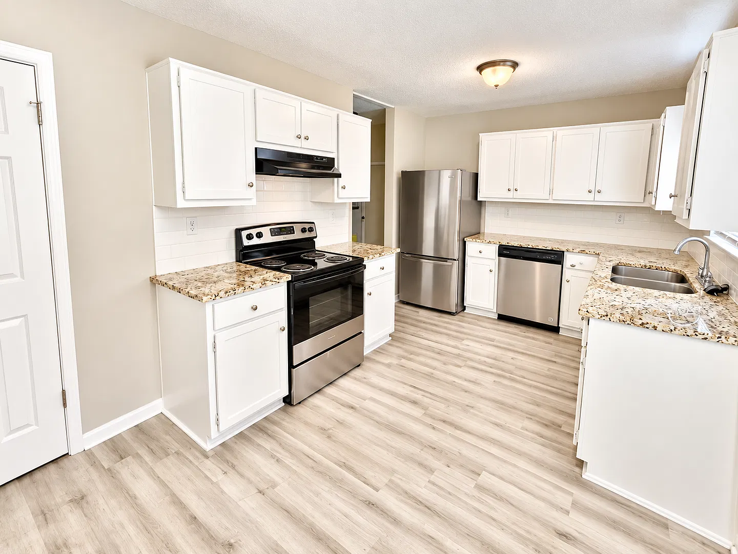 Move-In Ready 3 Bed/2 Bath With Spacious Kitchen! — Photo 2