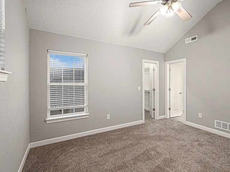 Timbers East - 10522 — Photo 19