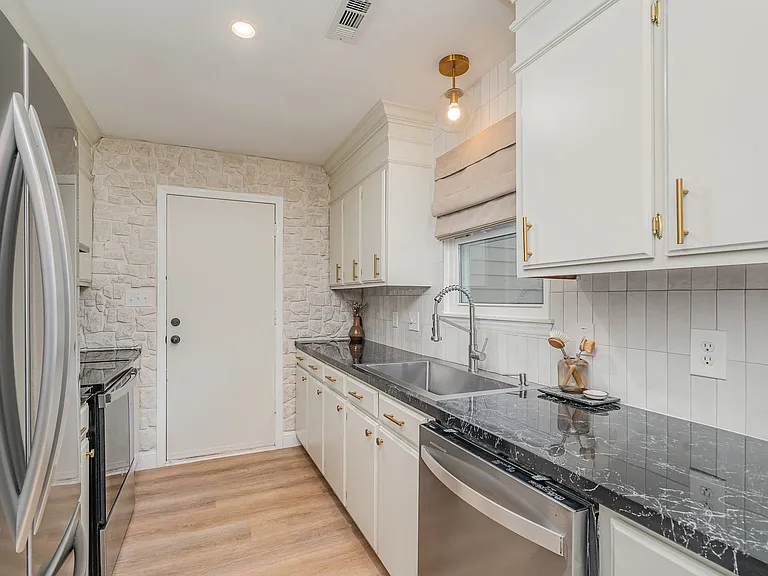 2812 Olde Whitehall Rd — Photo 15