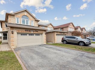 1152 Gossamer Dr, Pickering, ON L1X2T8