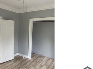 14911 Kinsman Rd, Cleveland, OH 44120
