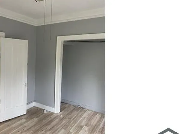 14911 Kinsman Rd, Cleveland, OH 44120