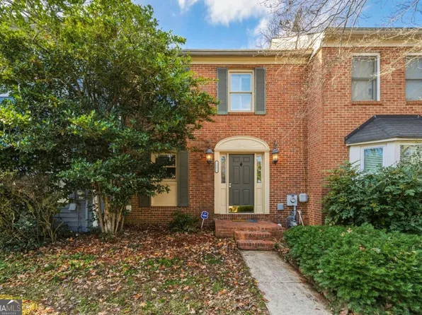 1382 Old Virginia Ct SE, Marietta, GA 30067