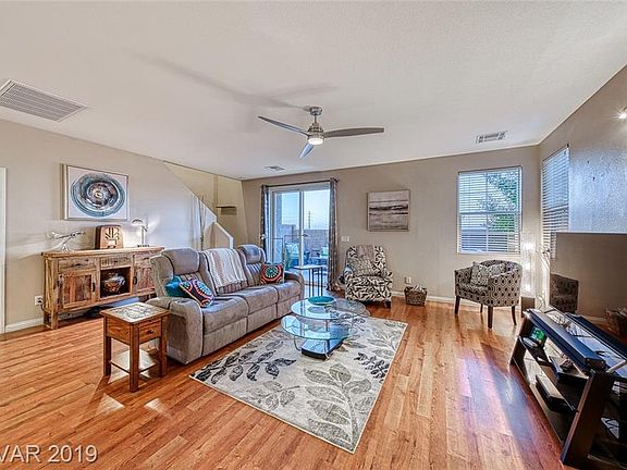 4th image of 1322 Crystal Hill Ln Unit 2
