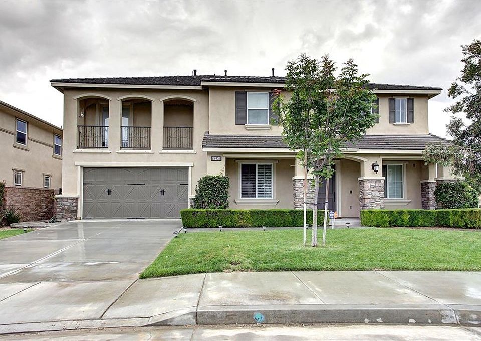 1st image of 8258 Fall Creek Dr