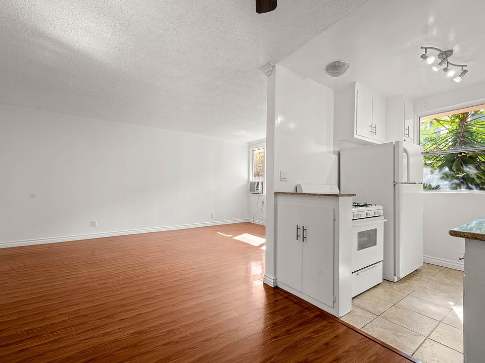 1st image of 1376 N Serrano Ave #287622d37