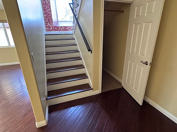 5th image of 307 Wilber Pl #1/2