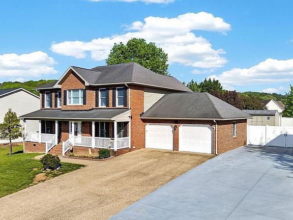 3rd image of 3151 W Wind Dr