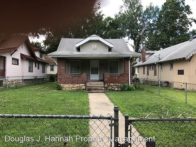 1st image of 6838 Paseo St