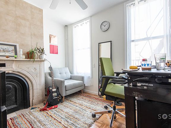 3rd image of 93 Eckford St #2