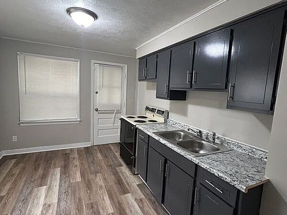 4th image of 1464 Sulzer Ave