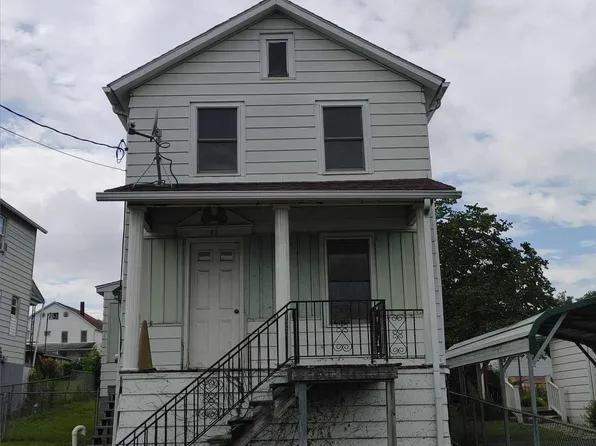 81 5th St, Larksville, PA 18651