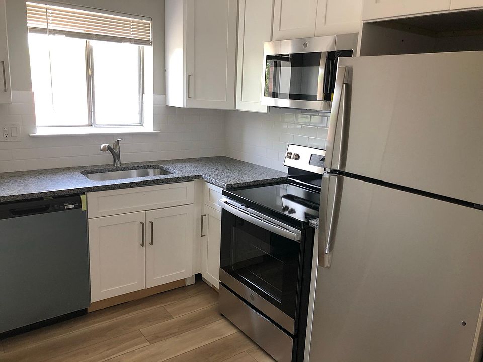 1st image of 28 Stafford Ave #1B