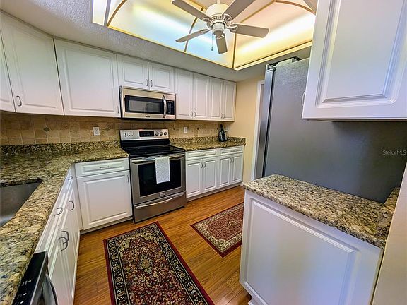 3rd image of 3807 LAKE BAYSHORE DRIVE #H-416