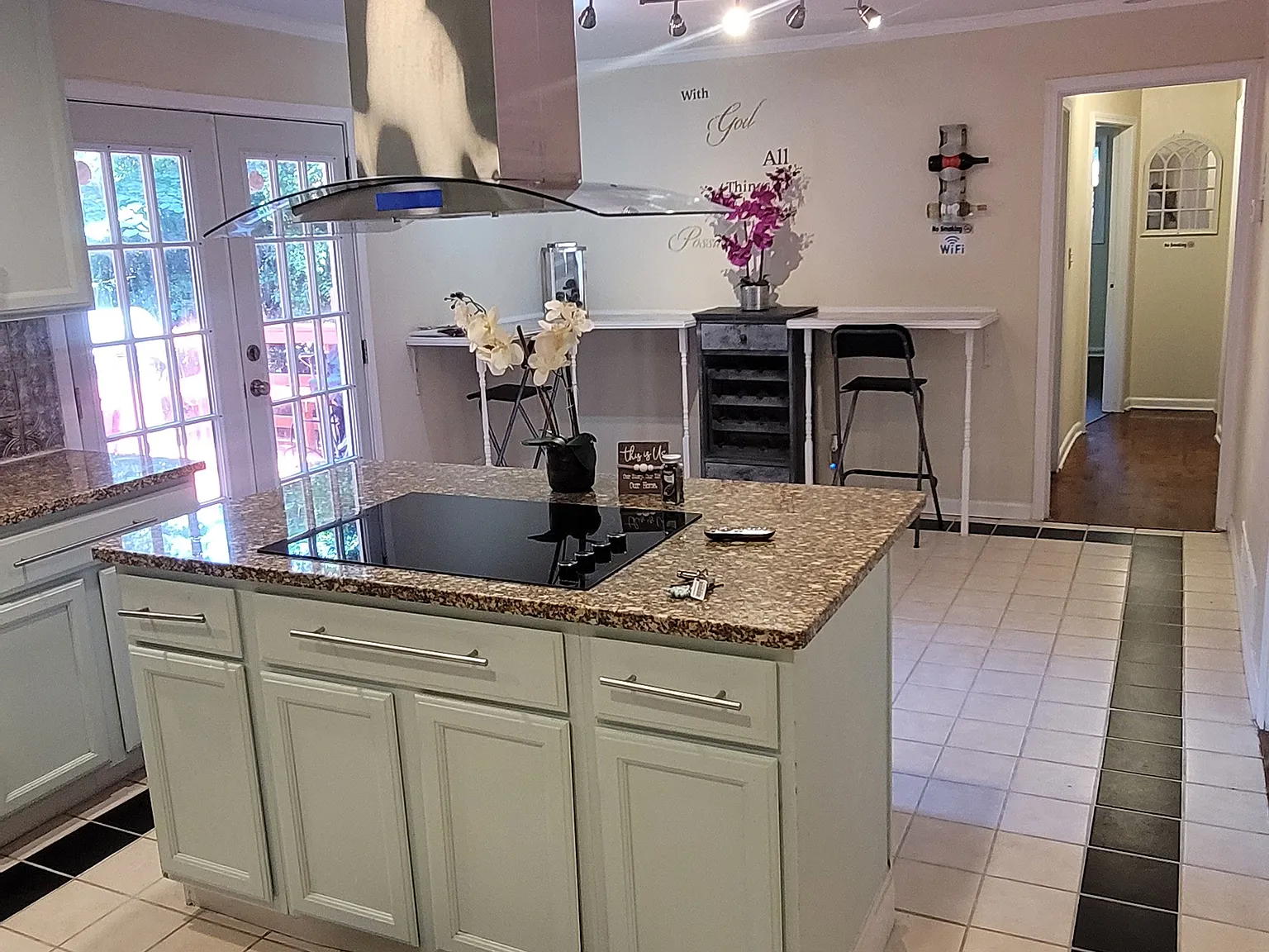 4 bed, 1170 sqft, $2,600 — Photo 4