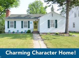 1302 6th Ave S, Moorhead, MN 56560