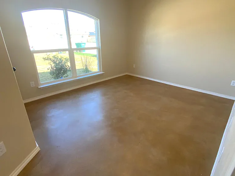 1719 Fossil Trl — Photo 10