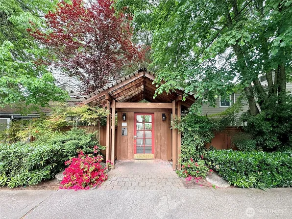 7901 196th Street SW #12, Edmonds, WA 98026