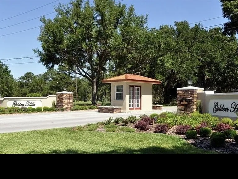 4541 NW 76th Ct — Photo 37