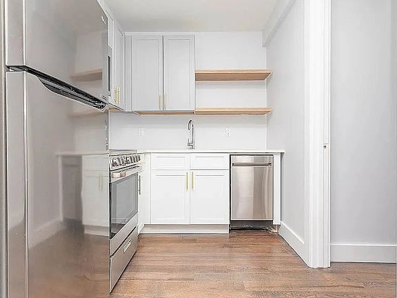 3rd image of 68 Stagg St #4B