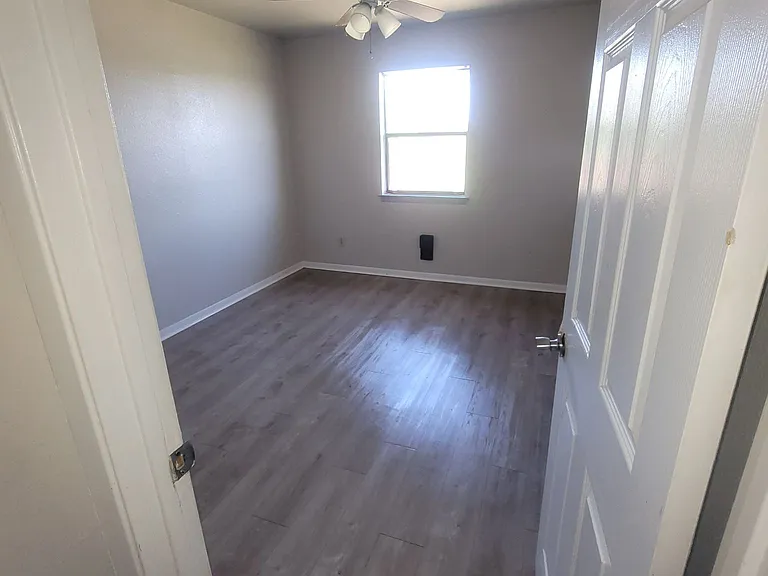 207 North Dr #C — Photo 2
