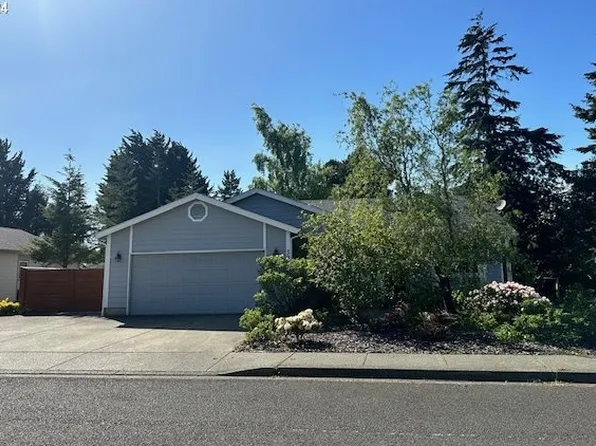 3995 Munsel Creek Dr, Florence, OR 97439