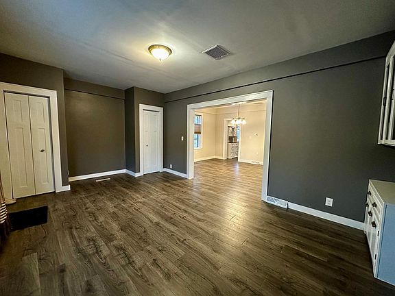 4th image of 309 Coffee St