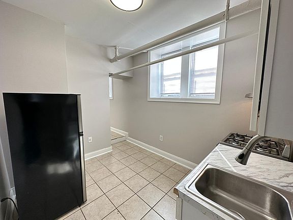 2nd image of 943 Pavonia Ave #21E