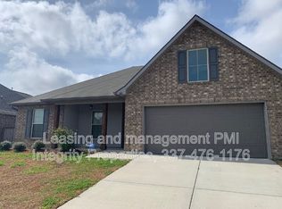 201 Saint Caillin St, Youngsville, LA 70592