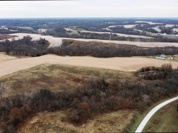 779 N 2850th Ave, Warsaw, IL 62376