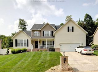 212 Killarney Rd, Winfield, WV 25213