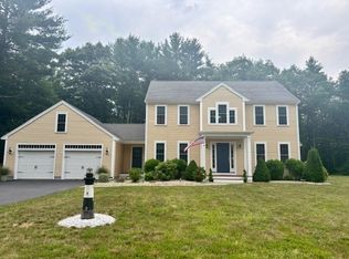 4 Sherwood Dr, Halifax, MA 02338