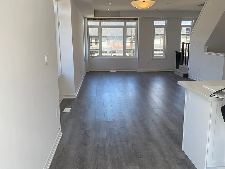 61 Soho St #79 — Photo 22