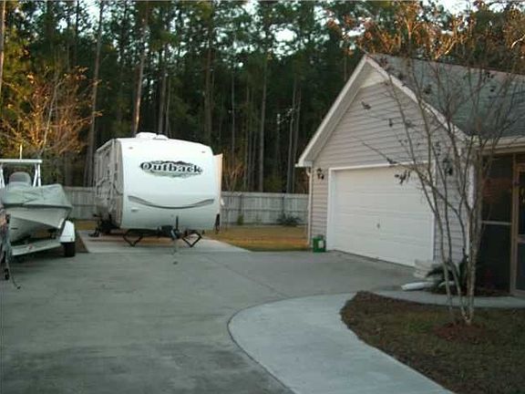 Plenty of parking for your big boy toys.