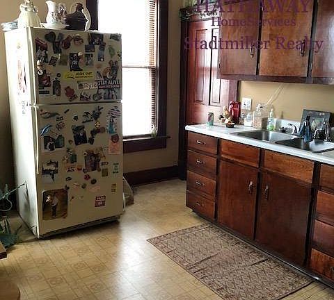 3rd image of 436 Huron Ave