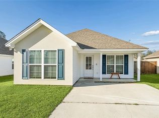 1523 Penrose St, Mandeville, LA 70448