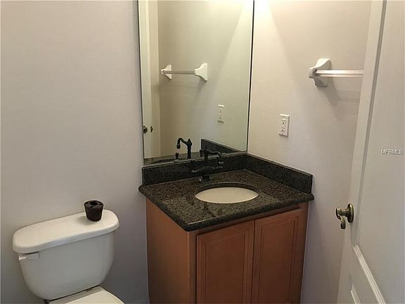 4th image of 980 Mooring Ave Unit 201