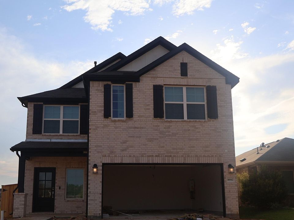 1st image of 16842 Cockspur Hawthrown Ln