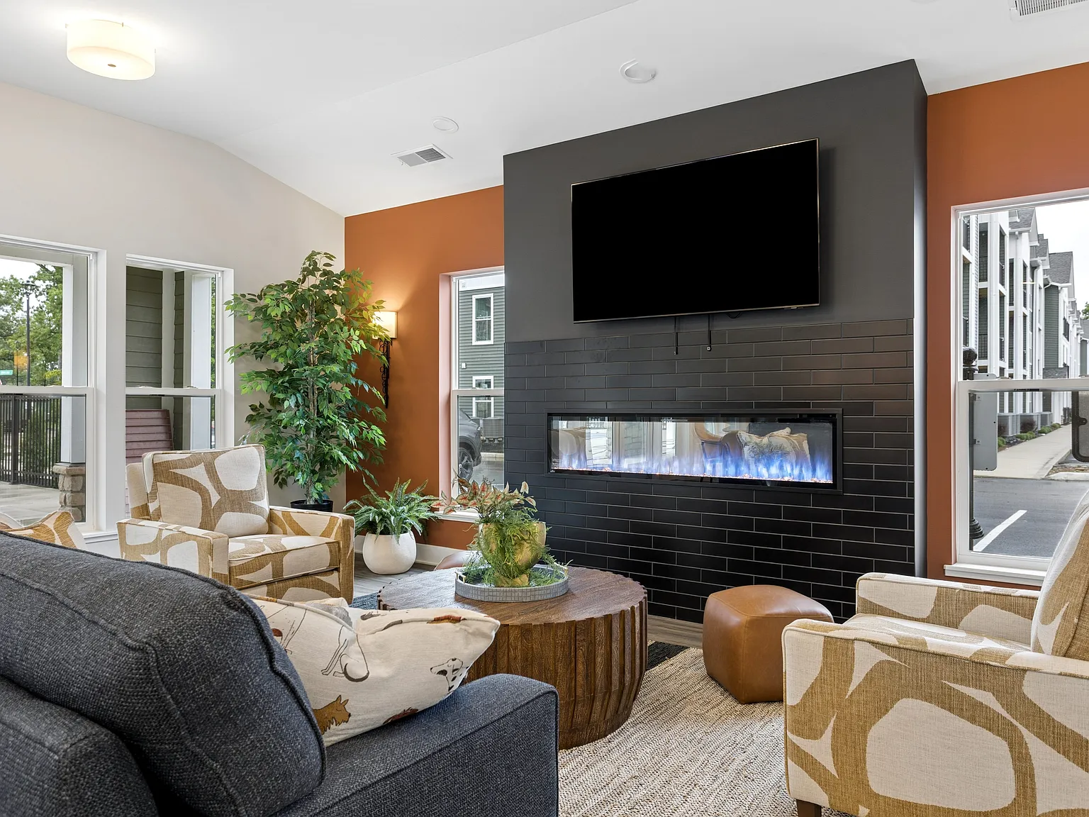 Greenwood Commons Apartments — Photo 4