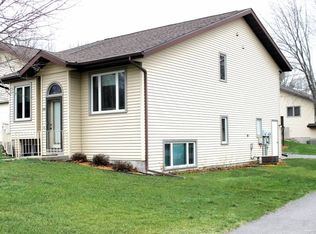 529 Trail Side Dr STE 101, De Forest, WI 53532