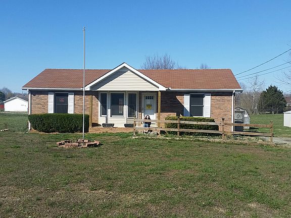 2nd image of 1085 Merritt Lewis Ln