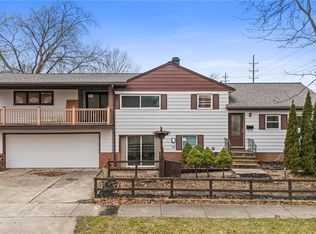 11417 Snow Rd, Parma Heights, OH 44130